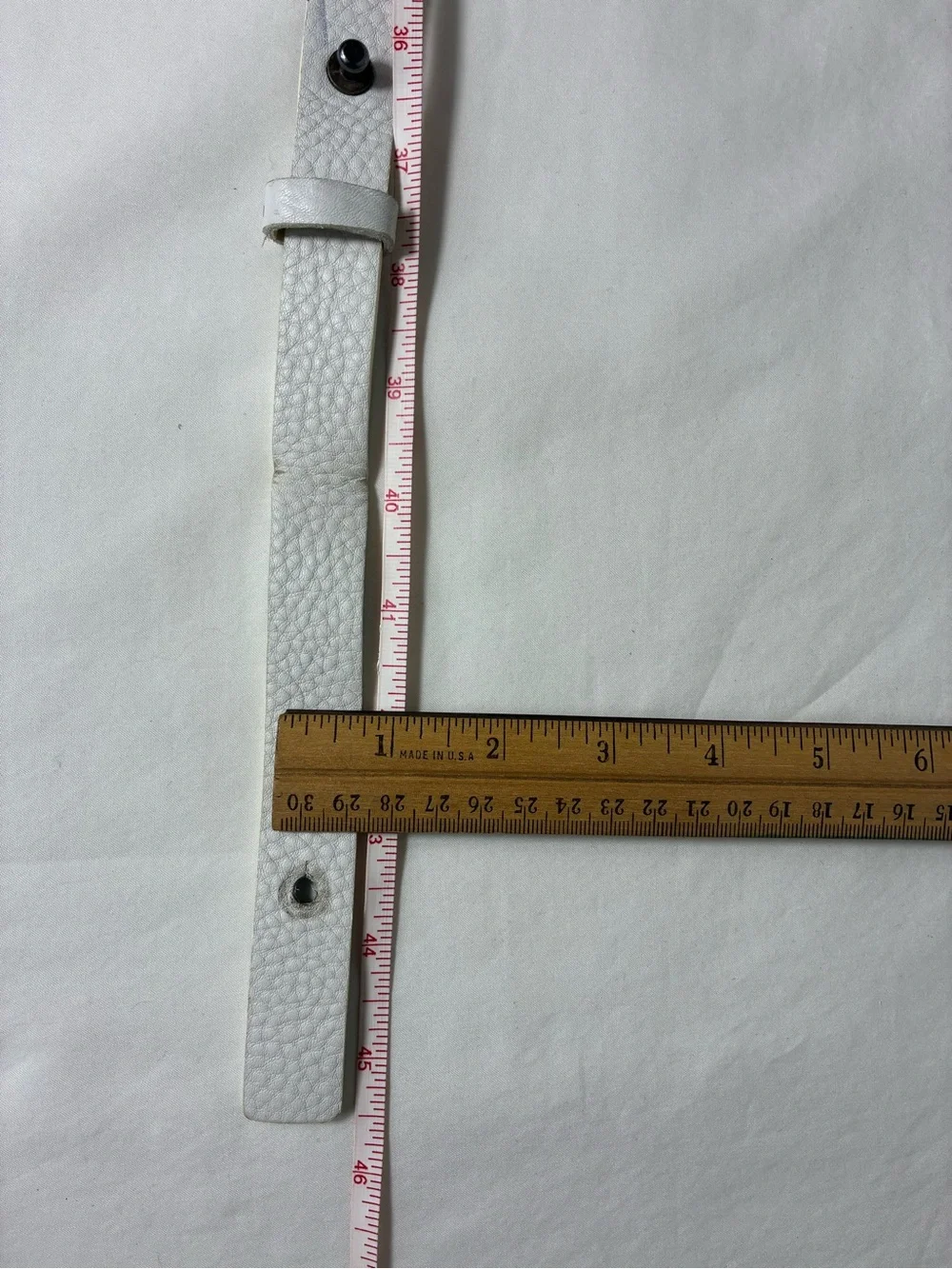 Coldwater Creek Womens belt Sz L/XL white genuine leather silver hook buckle